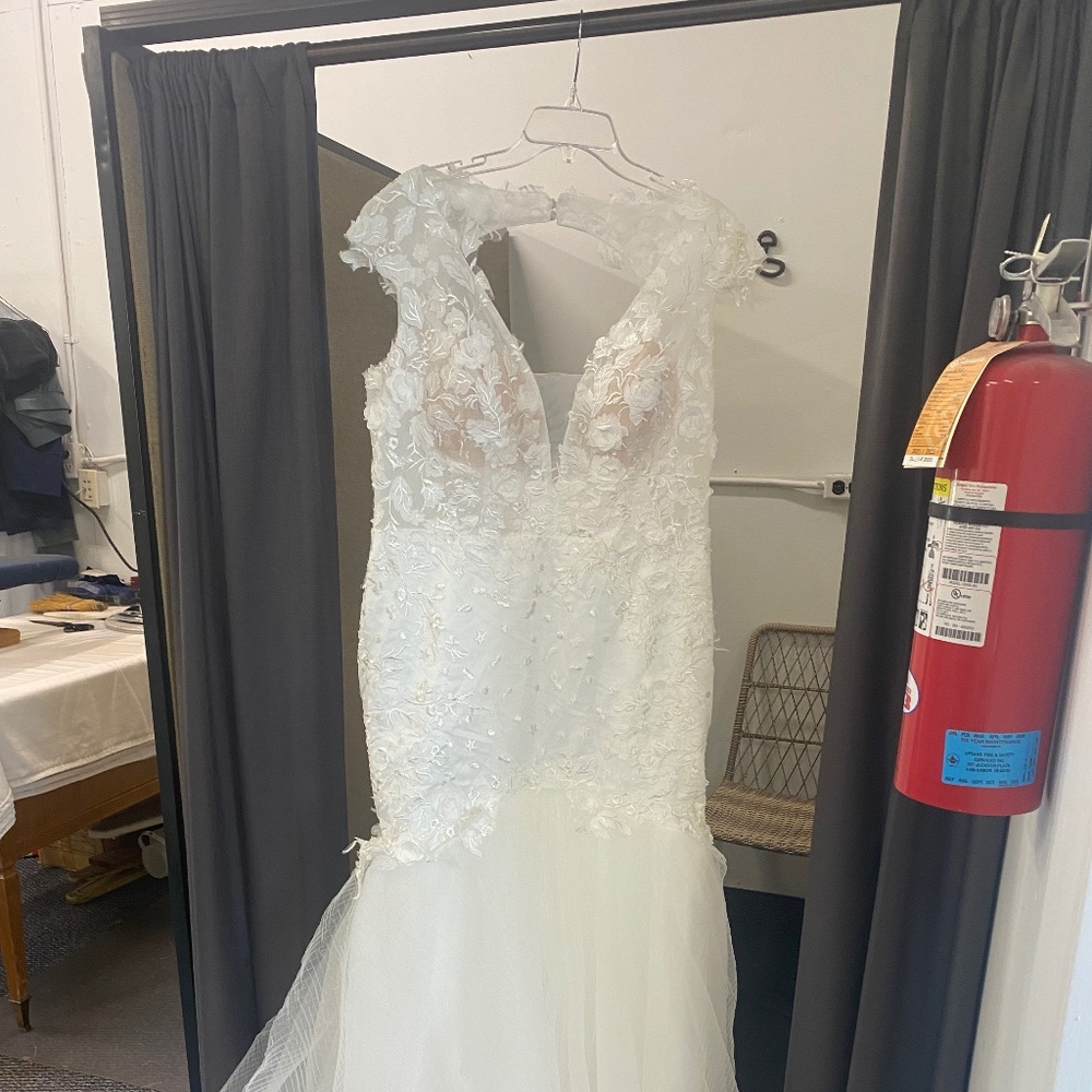 Wedding Gown size 16